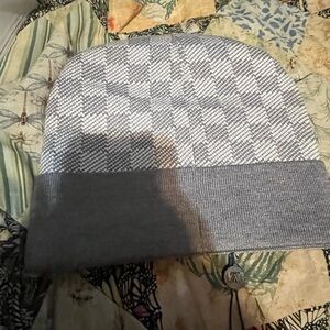 Louis Vuitton White and Gray Checkered Pouch